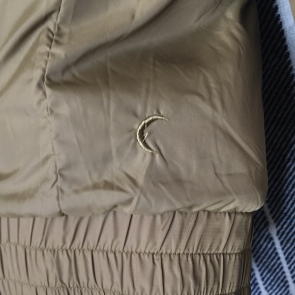 ZYIA Reversible Brown& White Fuzzy Inside Zip Up Jacket - Picture 3 of 3